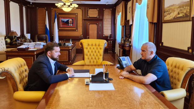 Глава Крыма встретился с главой Федерального агентства по делам национальностей