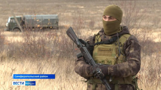 Резервисты на полигоне гвардейской бригады в Крыму готовятся к отправке на СВО