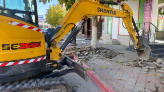 В Керчи обновляют пешеходные зоны на центральных улицах города