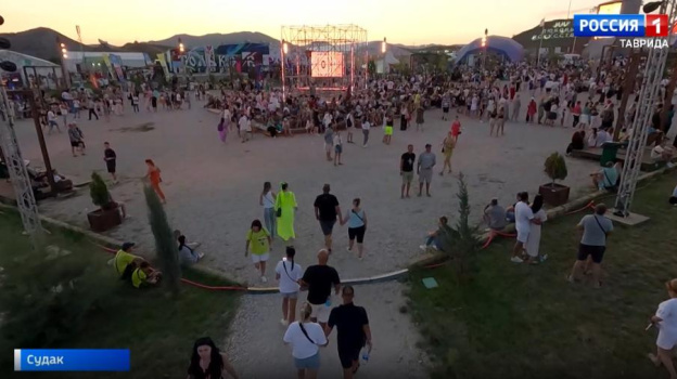 Фестиваль «Таврида. АРТ» в Крыму посетили больше 60 тысяч человек