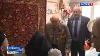 9 мая — двойной праздник у ветерана Великой Отечественной войны Степана Михайловича Крайнюка — ему исполнилось 102 года