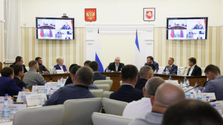 В Крыму прошло совещание по интеграции Херсонской и Запорожской областей