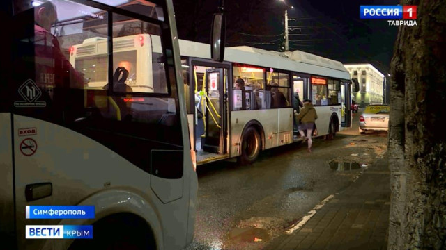 Аксёнов потребовал устранить нарушения в работе общественного транспорта за две недели