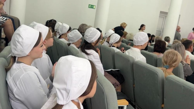 В Симферополе наградили медсестёр