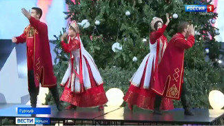 В Артеке для детей мобилизованных крымчан подарили новогоднюю сказку