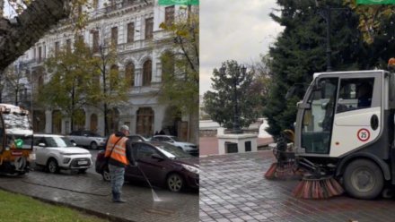 Городские службы используют спецтехнику в Севастополе
