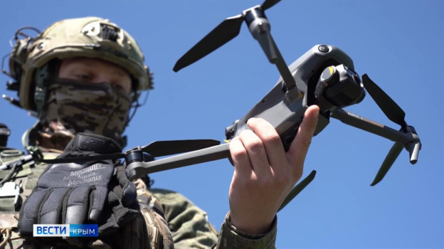 Операторов военных беспилотников тренируют в Крыму