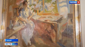 Картина известного художника Константина Коровина под названием «Портрет дамы в интерьере», написанная им в 1912 году, передана в одноименный музей