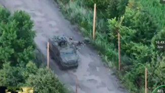 Крымские десантники сожгли бронетехнику ВСУ в Сумской области 