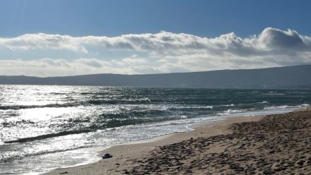 Пляжи в Феодосии закрыли для купания из-за шторма