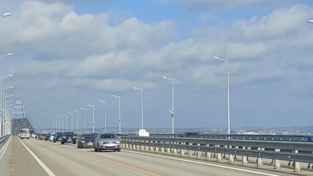 Автомобильную часть Крымского моста открыли на 39 дней раньше срока