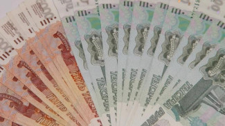 Почти 800 млн рублей получили медики Крыма в виде соцвыплат