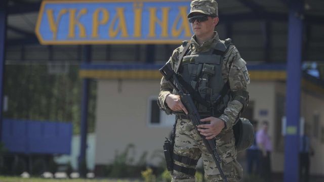 На Украине подали иск об открытии границы с Крымом