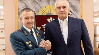 Глава Крыма Сергей Аксёнов отметил благодарностями сотрудников Федеральной налоговой службы