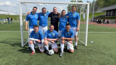 Работник крымской прокуратуры признан лучшим вратарём на турнире по мини-футболу