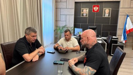 Джефф Монсон собирается организовать в Евпатории бесплатную школу единоборств для детей