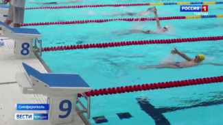 В Симферополе состоялись соревнования по плаванию, приуроченные к 80-летию Великой Победы