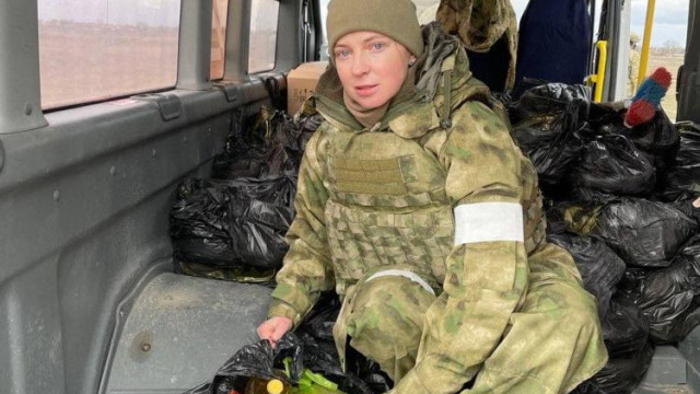 Наталья Поклонская с Росгвардией доставила гуманитарную помощь жителям Херсонской области