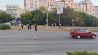 Иномарка сбила трёх человек в Севастополе