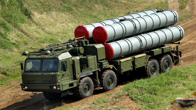 Ракеты С-400 запустили в самолёты «противника» над Крымом