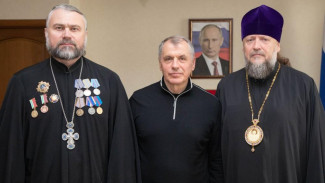 В Крыму обсудили ситуацию с гонениями на каноническую Украинскую Православную Церковь