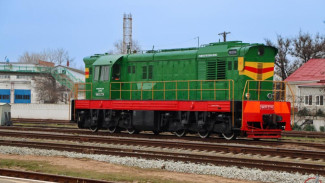 Через железную дорогу в Крыму увеличился объем перевозок железной руды и стройматериалов