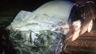 На трассе Белогорск — Феодосия в лобовую столкнулись два автомобиля