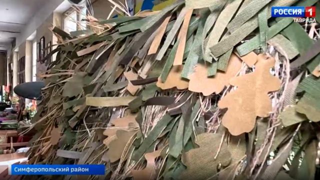 Автомобили для СВО тентуют масксетями из Крыма 