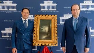 Итальянский коллекционер передал в дар России картину «Лунная ночь в Крыму»