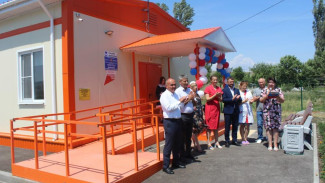 В Белогорском районе открыли два модульных медпункта