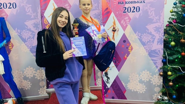 Юная фигуристка из Крыма взяла «золото» на Всероссийских соревнованиях