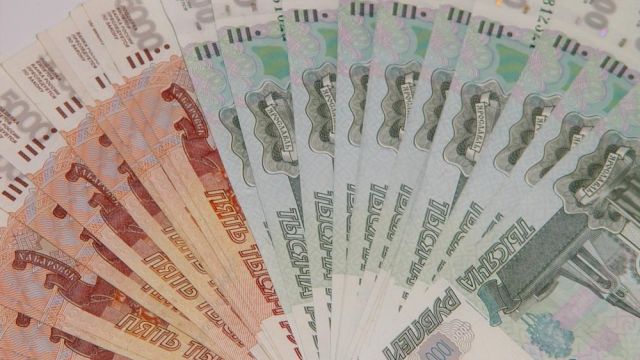 Банду фальшивомонетчиков накрыли в тату-салоне Евпатории