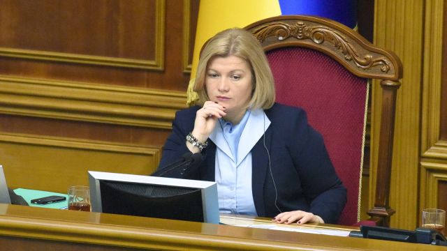 Команда Порошенко призвала писать жалобу в Европу из-за выборов в Крыму