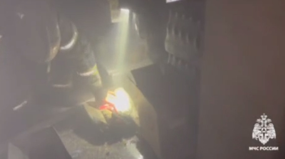 В Симферополе вспыхнул пожар в магазине