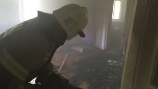В Феодосии загорелась квартира в пятиэтажном доме