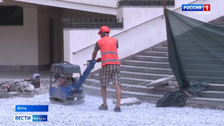 Городской сад в Ялте благоустроят до конца 2025 года