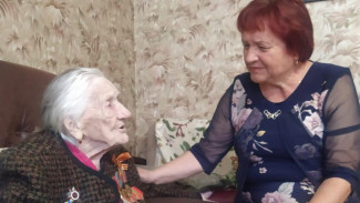В Крыму 100-летний юбилей отмечает ветеран Великой Отечественной войны и КЖД