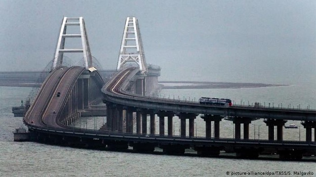Более 1 млн автомобилей проехало по Крымскому мосту за три месяца