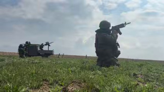 Бойцы группировки войск «Днепр» ежедневно отрабатывают комплекс мероприятий по противодействию БПЛА ВСУ на полигоне в Херсонской области