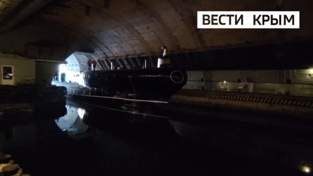Уникальная субмарина Черноморского флота доставлена в музей (ВИДЕО)