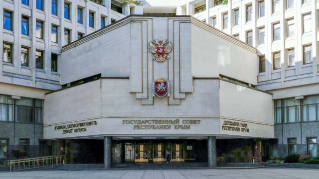 Запад закрывал глаза на проблемы Крыма — Константинов