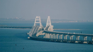 Застрявшим на Крымском мосту туристам вернут предоплату за размещение