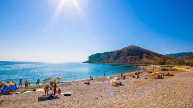 С 1 июня в Крыму начнётся пляжный сезон
