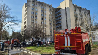В Симферополе загорелось общежитие на ул Марка Донского