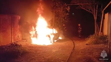 В Крыму дотла сгорел автомобиль