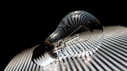 Крымчане могут оплатить услуги электроэнергии в приложении смартфона