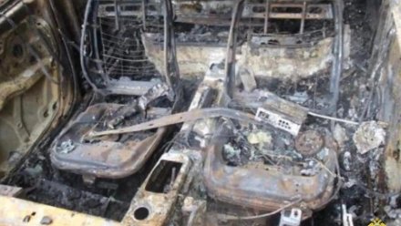 В Саках поджог автомобиля привёл к повреждению дома