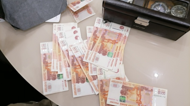 Экс-директор севастопольского «Горсвета» растратил 18 млн рублей