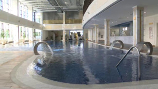 В Крыму после ремонта открыли 26-метровый бассейн 