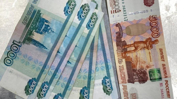 Крымчанин украл из банкомата 10 тысяч рублей